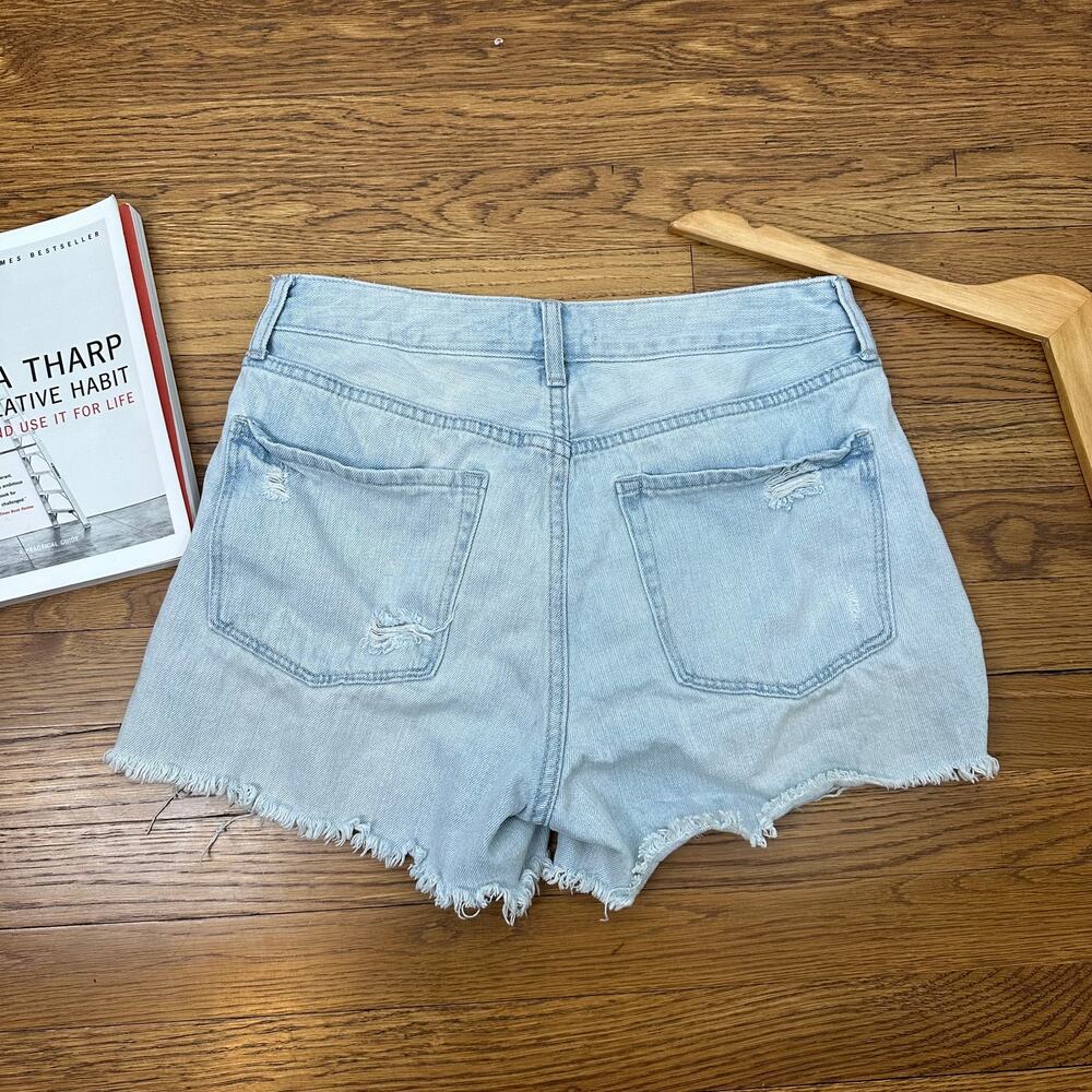 JUST USA Light Wash Cut Off Distressed Denim Shorts - Picture 6 of 7
